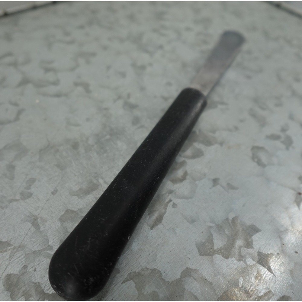 Pampered Chef Retired Avacado Knife Black Handle Kitchen Tool - Picture 2 of 8